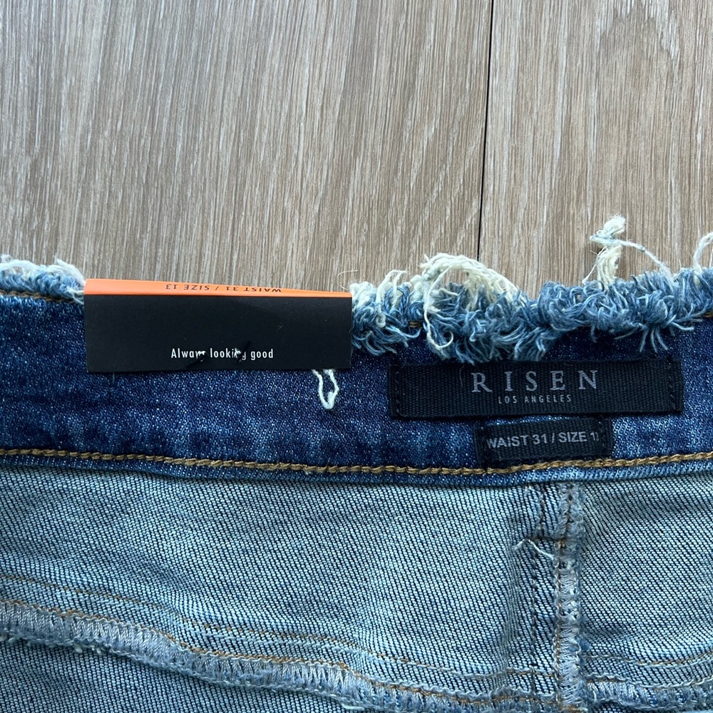 Distressed Blue Women's Jeans 13 | 31 - Picture 4 of 4